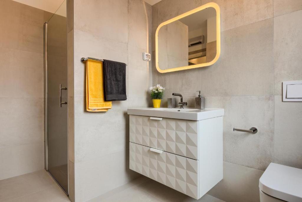 Apartments Dream In Arena 1 Pula Center Free Parking Екстер'єр фото