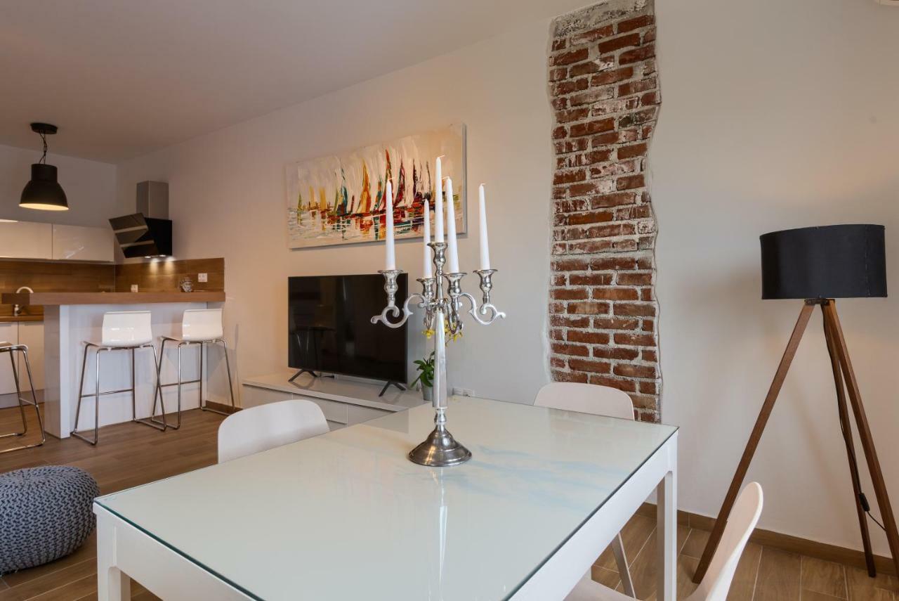 Apartments Dream In Arena 1 Pula Center Free Parking Екстер'єр фото
