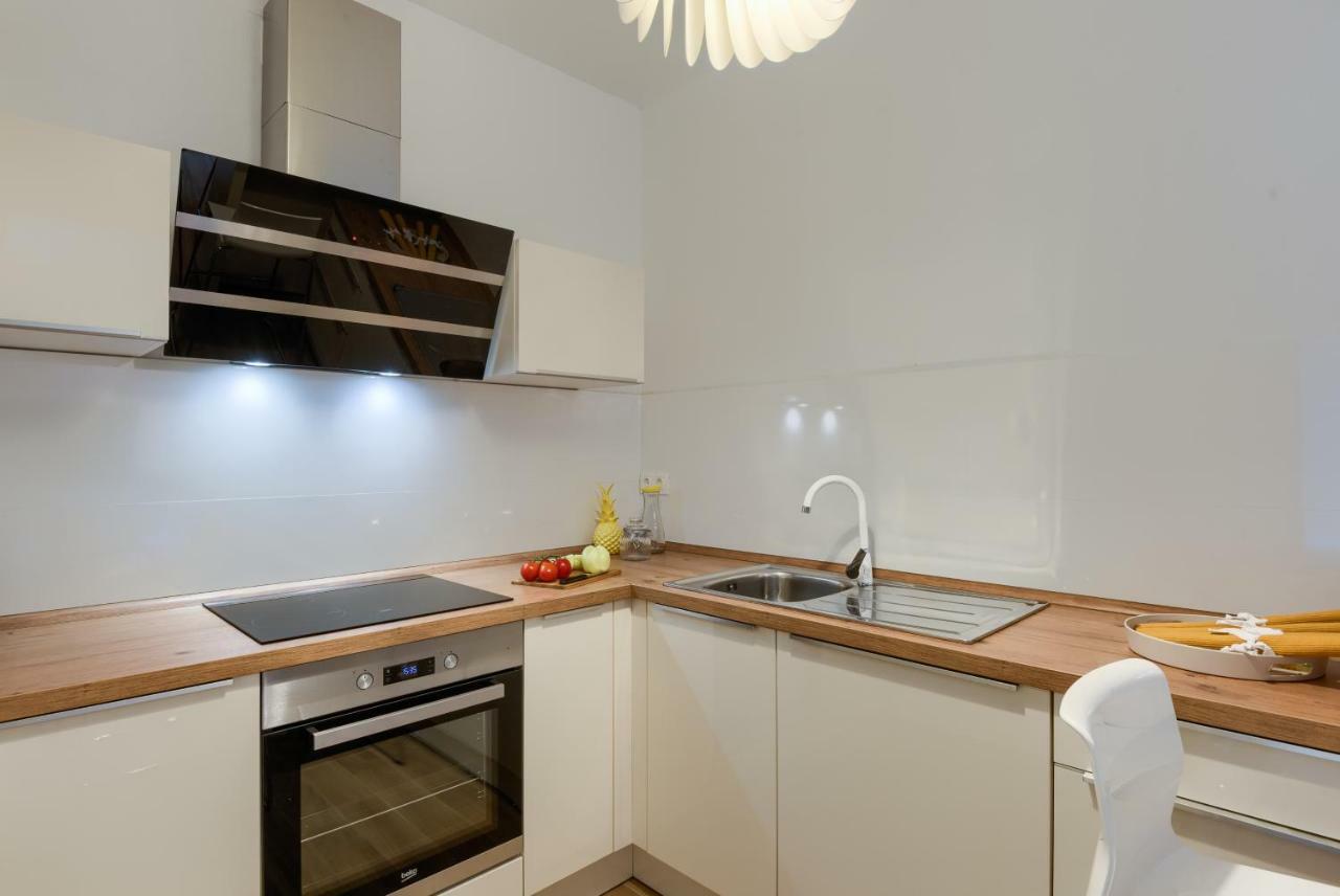 Apartments Dream In Arena 1 Pula Center Free Parking Екстер'єр фото